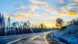 silnice jízda v zimě